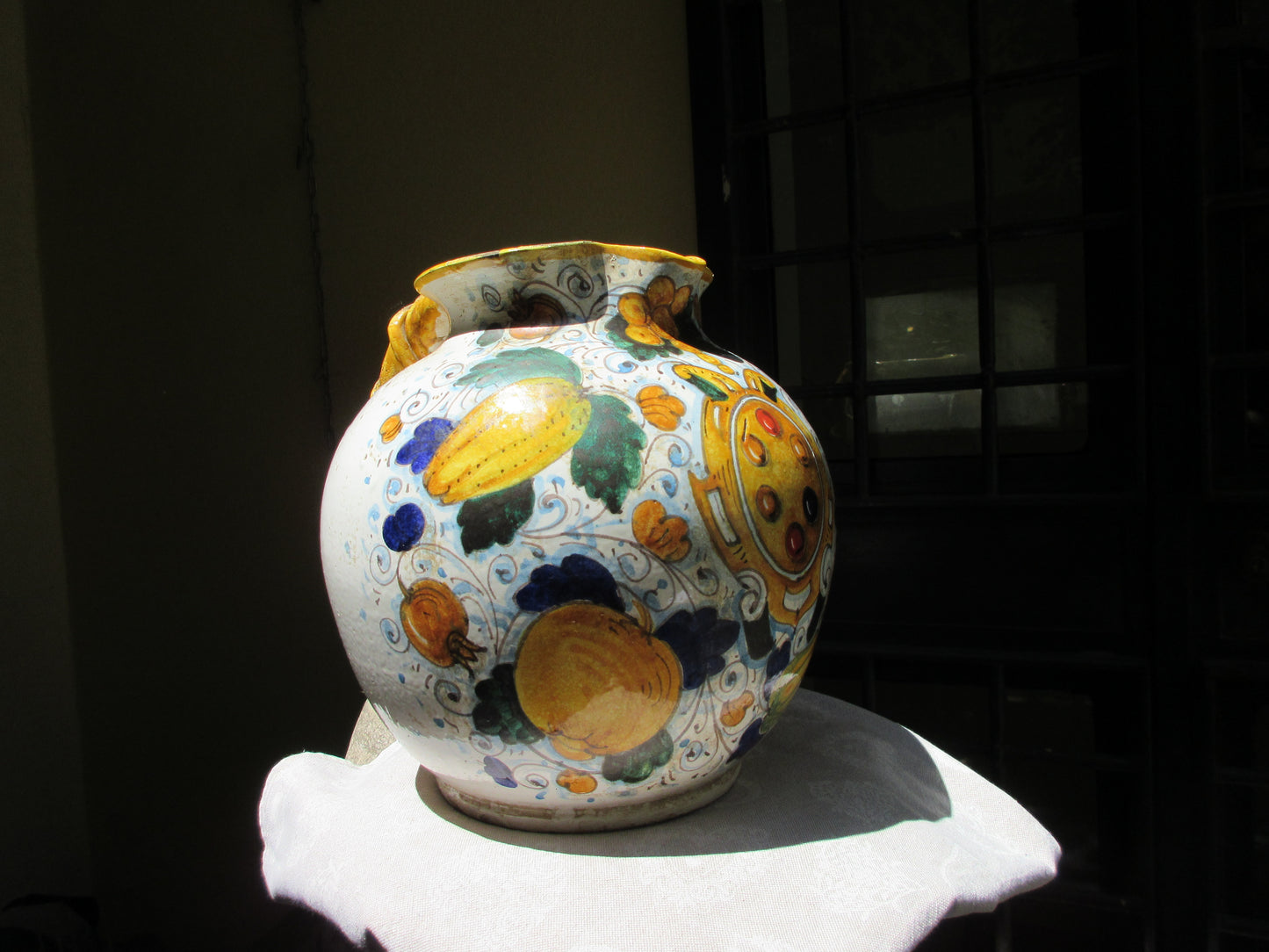 brocca in ceramica