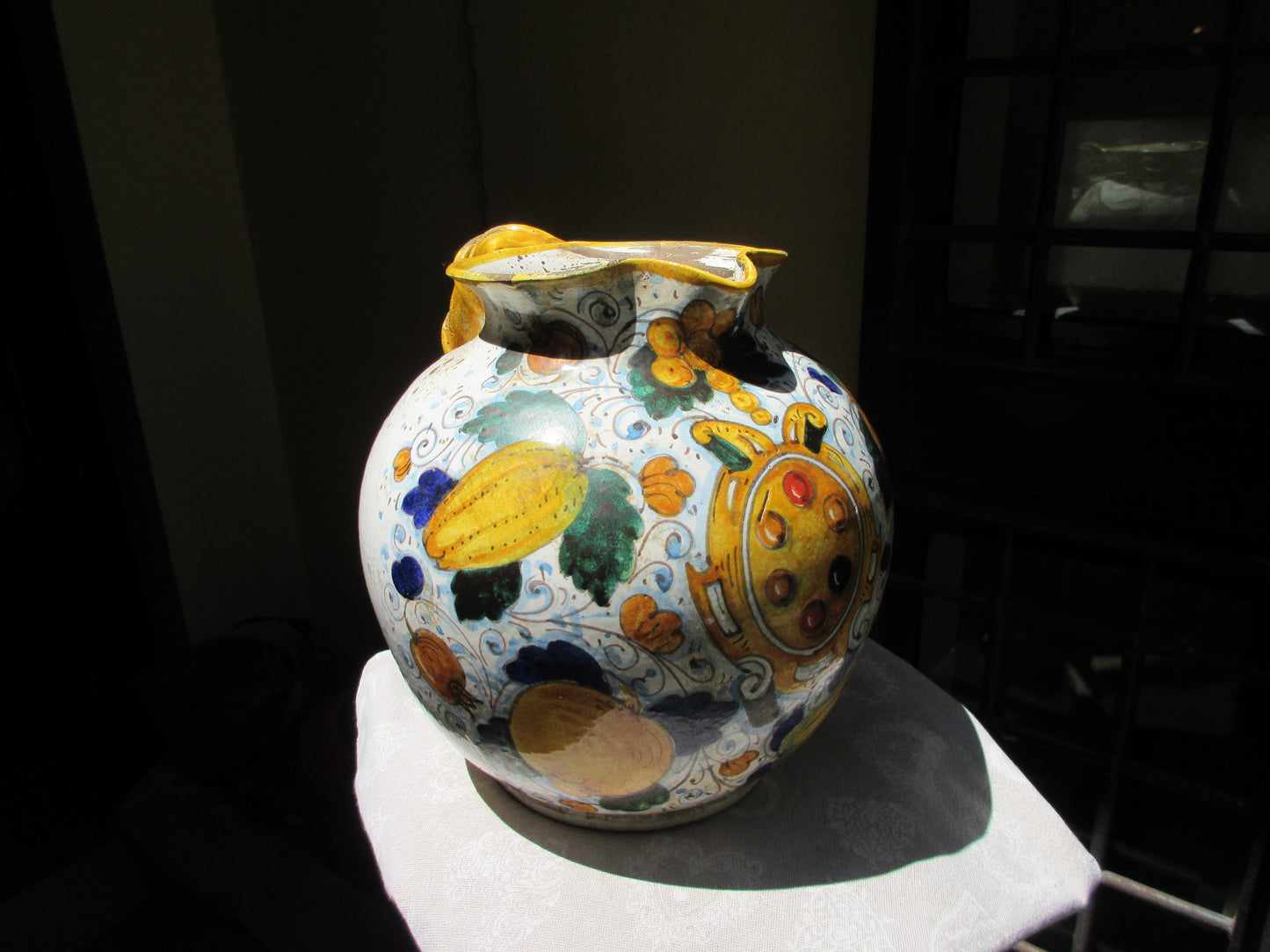 brocca in ceramica