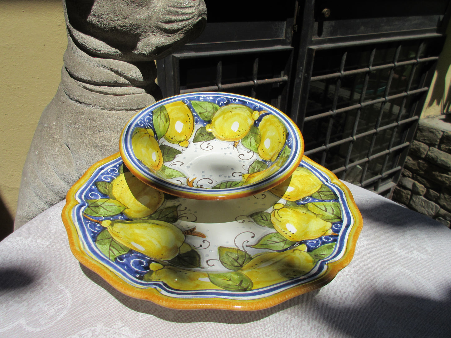 piatti in ceramica fatti a mano