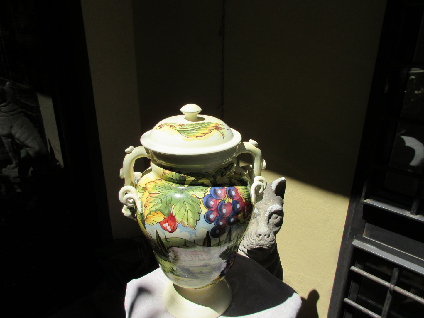 ceramic home decor