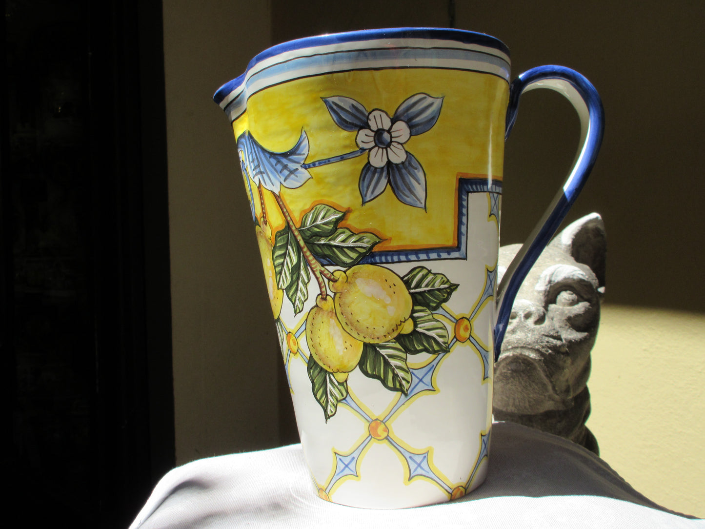 brocca in ceramica
