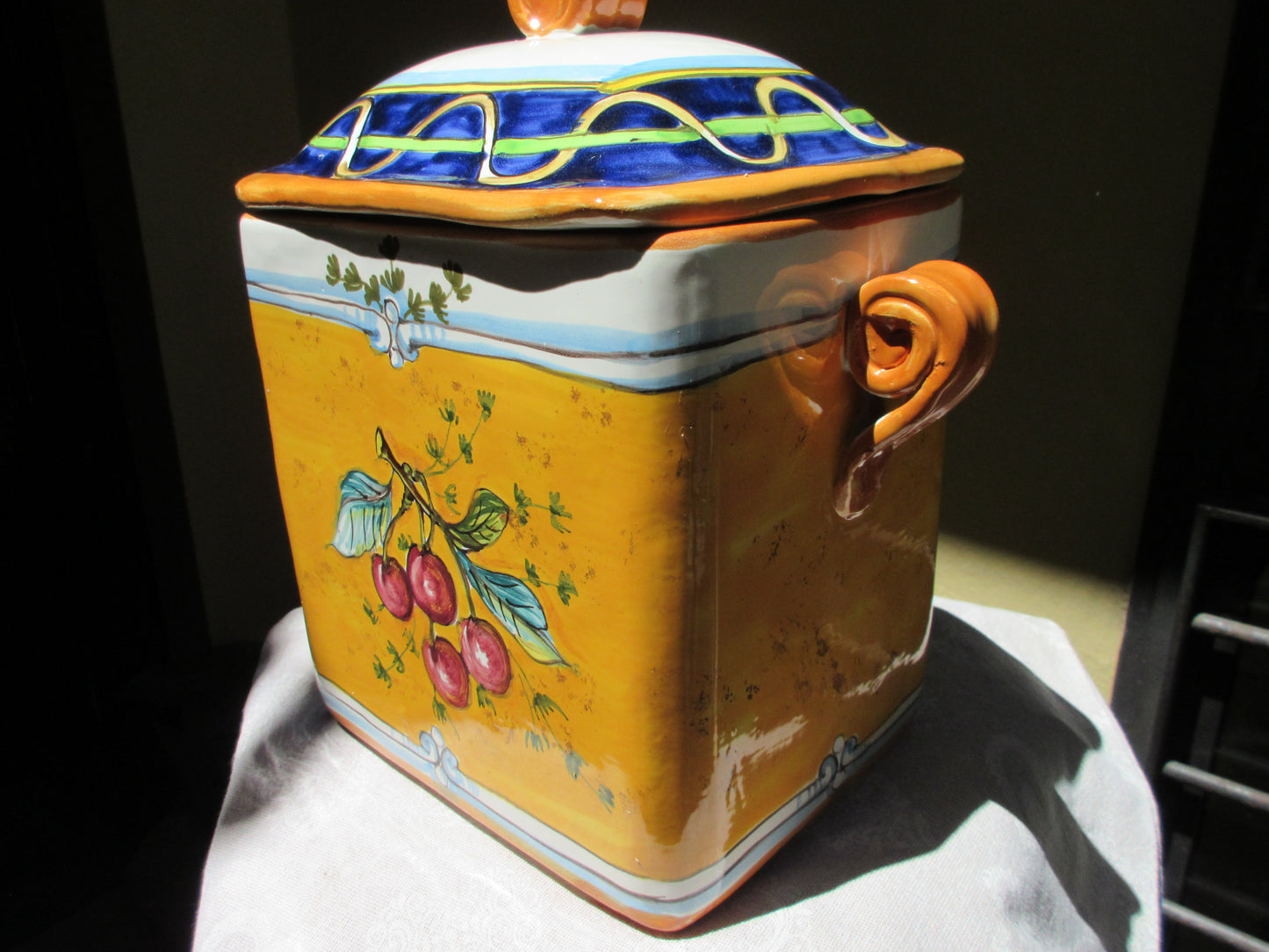 ceramic container jar