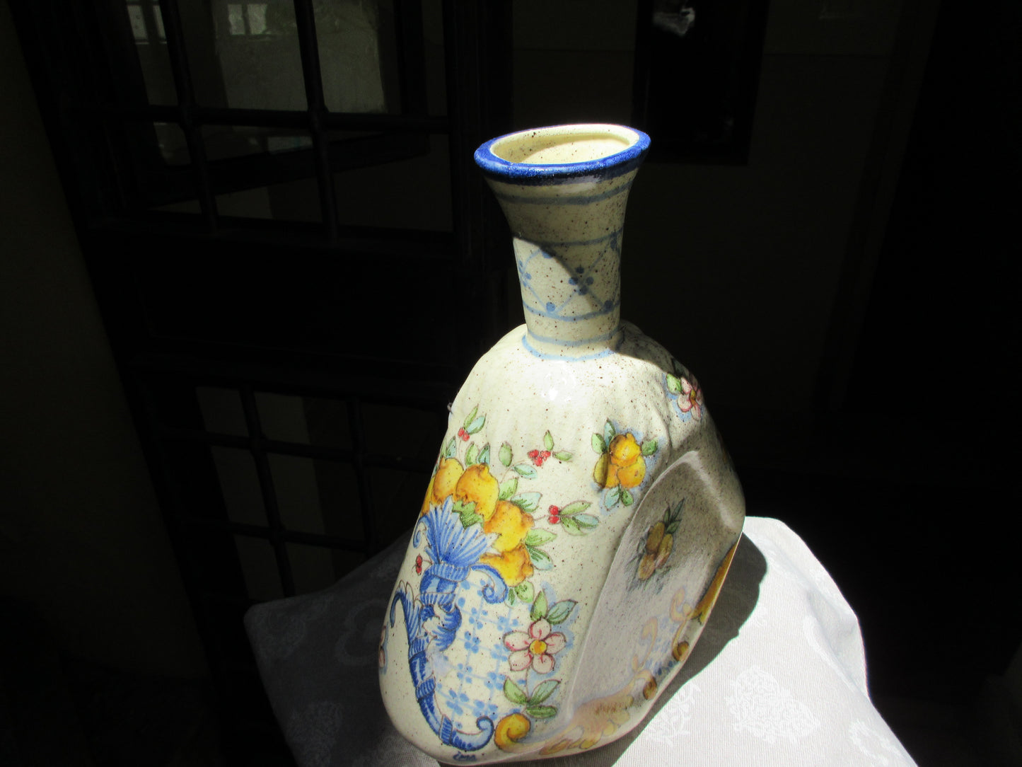 Vaso in ceramica fiorentina