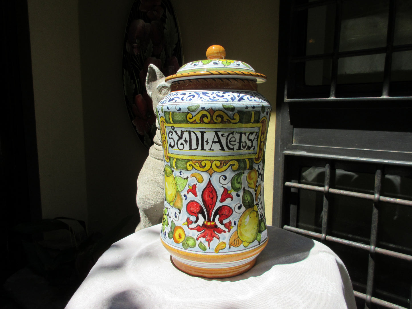 Vaso albarello in ceramica