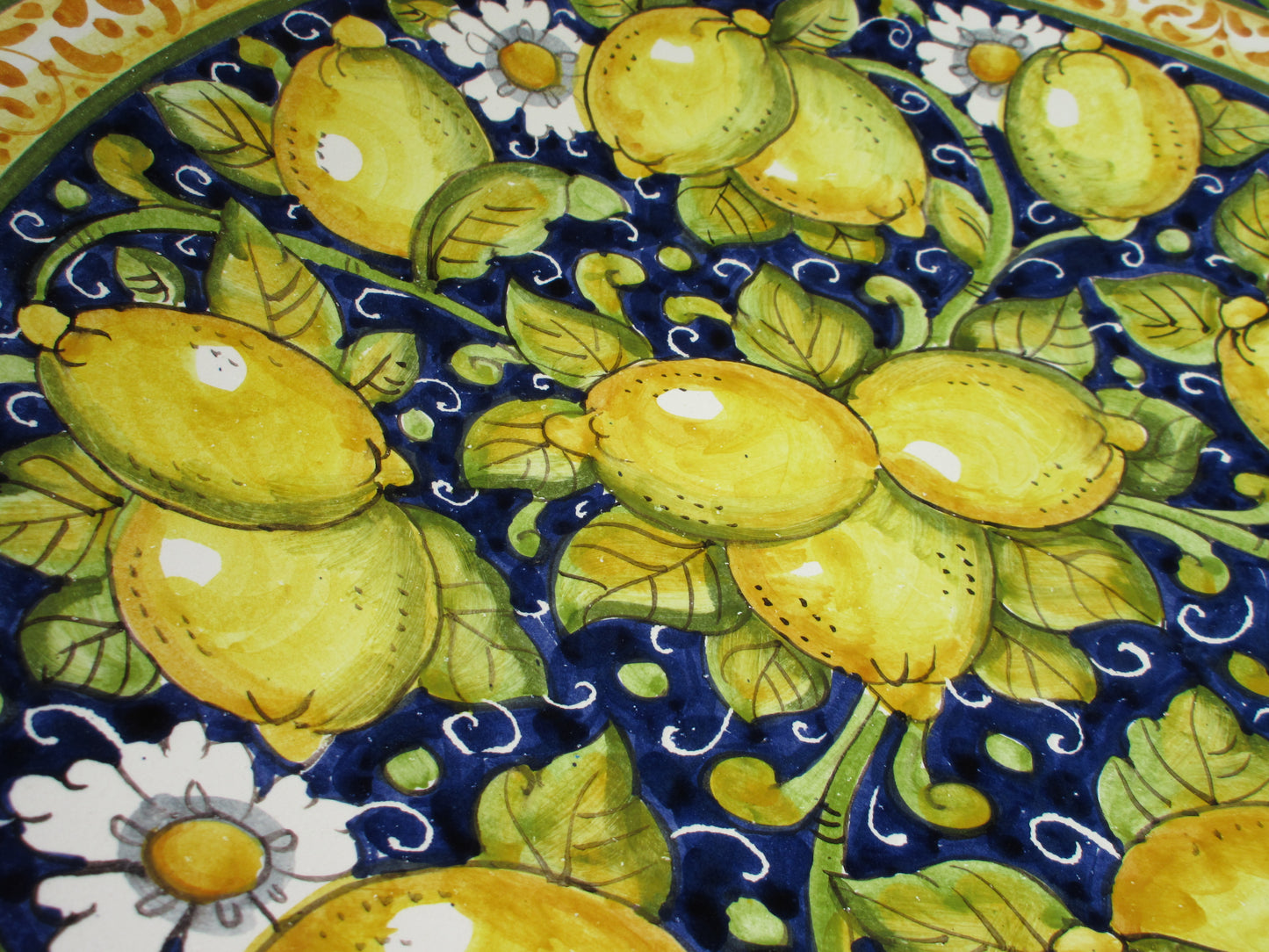 piatto di ceramica