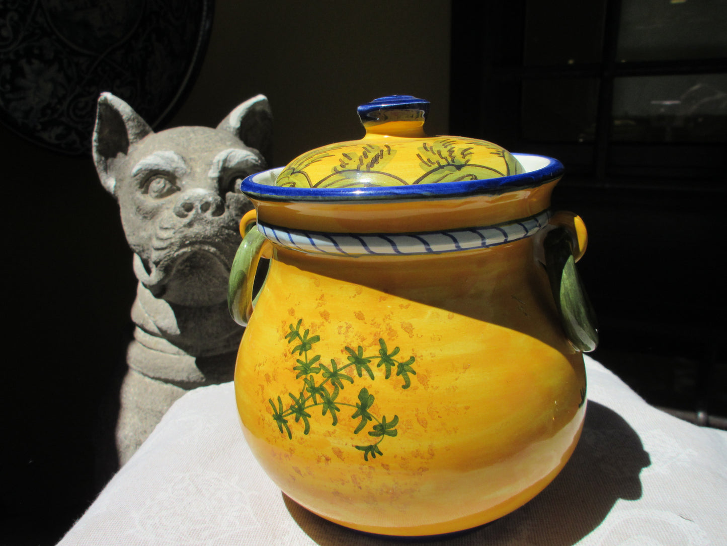 contenitore in ceramica