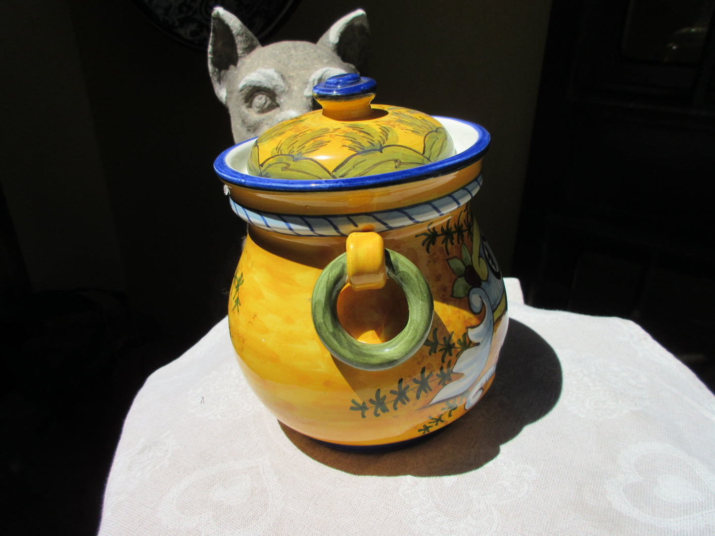 contenitore in ceramica