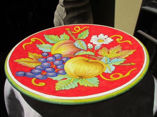 piatto in ceramica fatto a mano