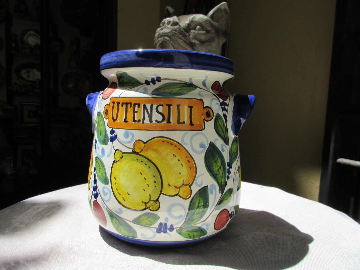Portautensili in ceramica