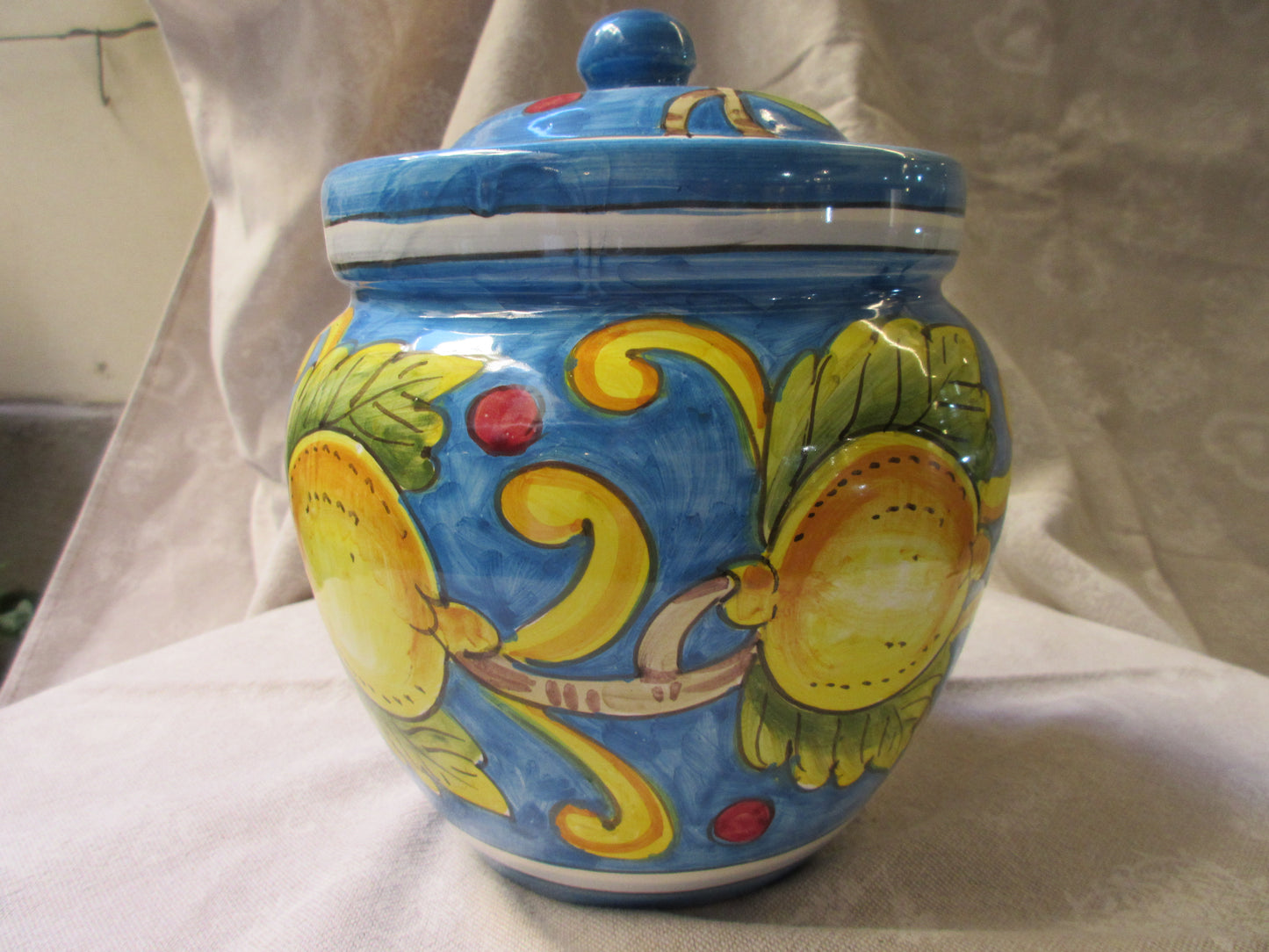 ceramic coffee/sugar jar set