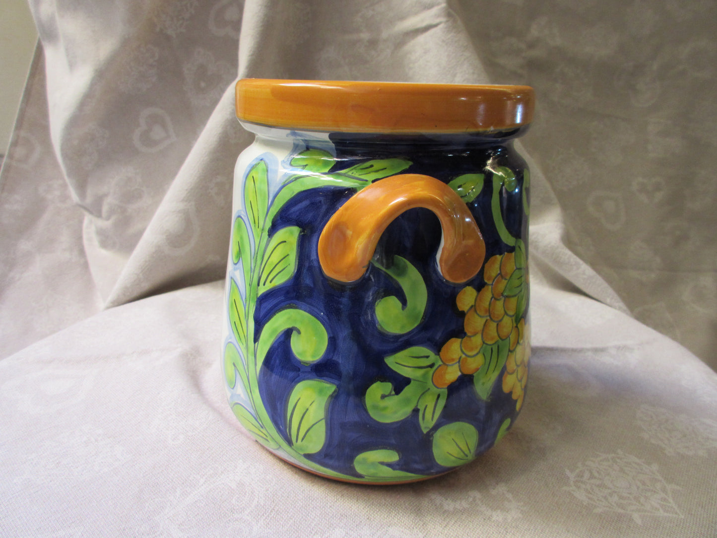 Portautensili in ceramica