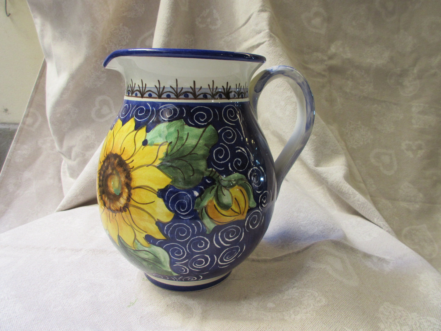 brocca in ceramica