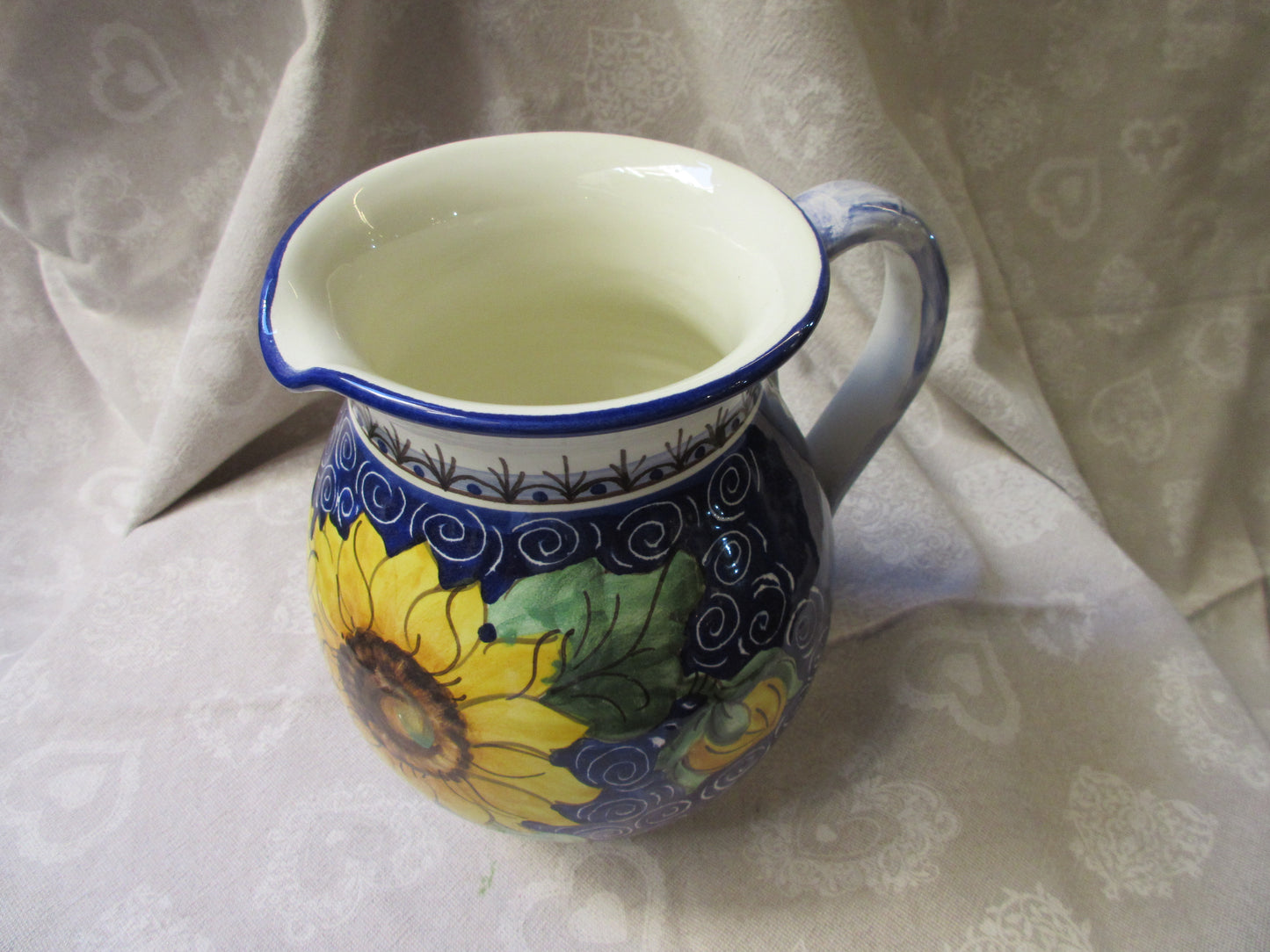 brocca in ceramica