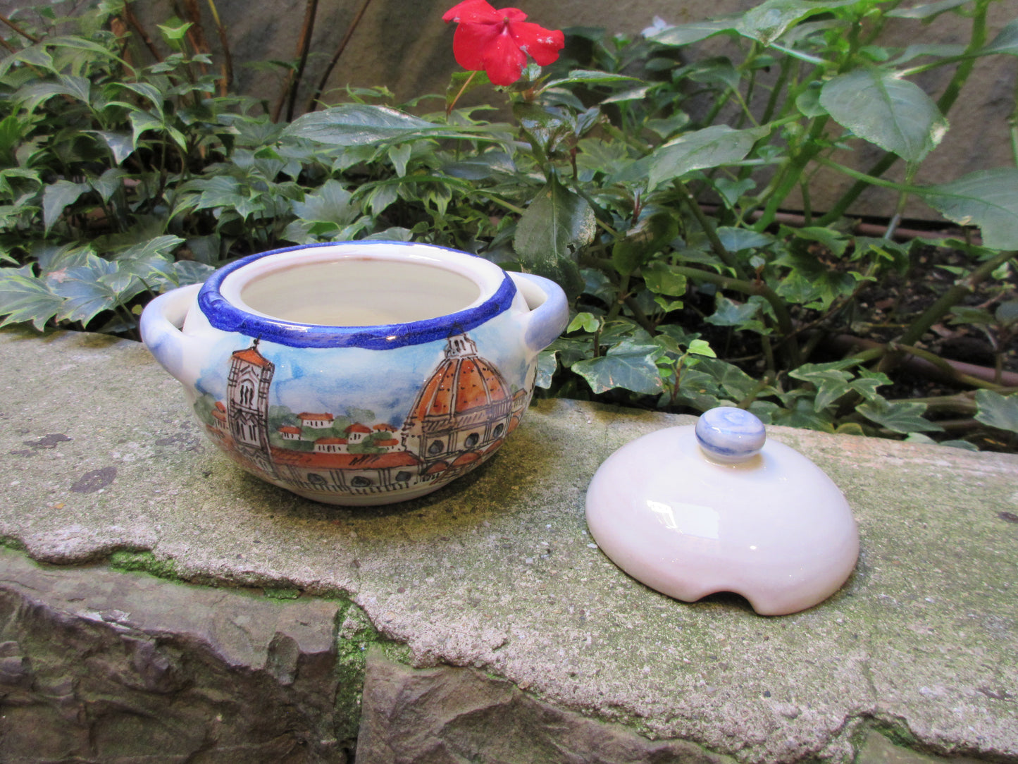 contenitore in ceramica
