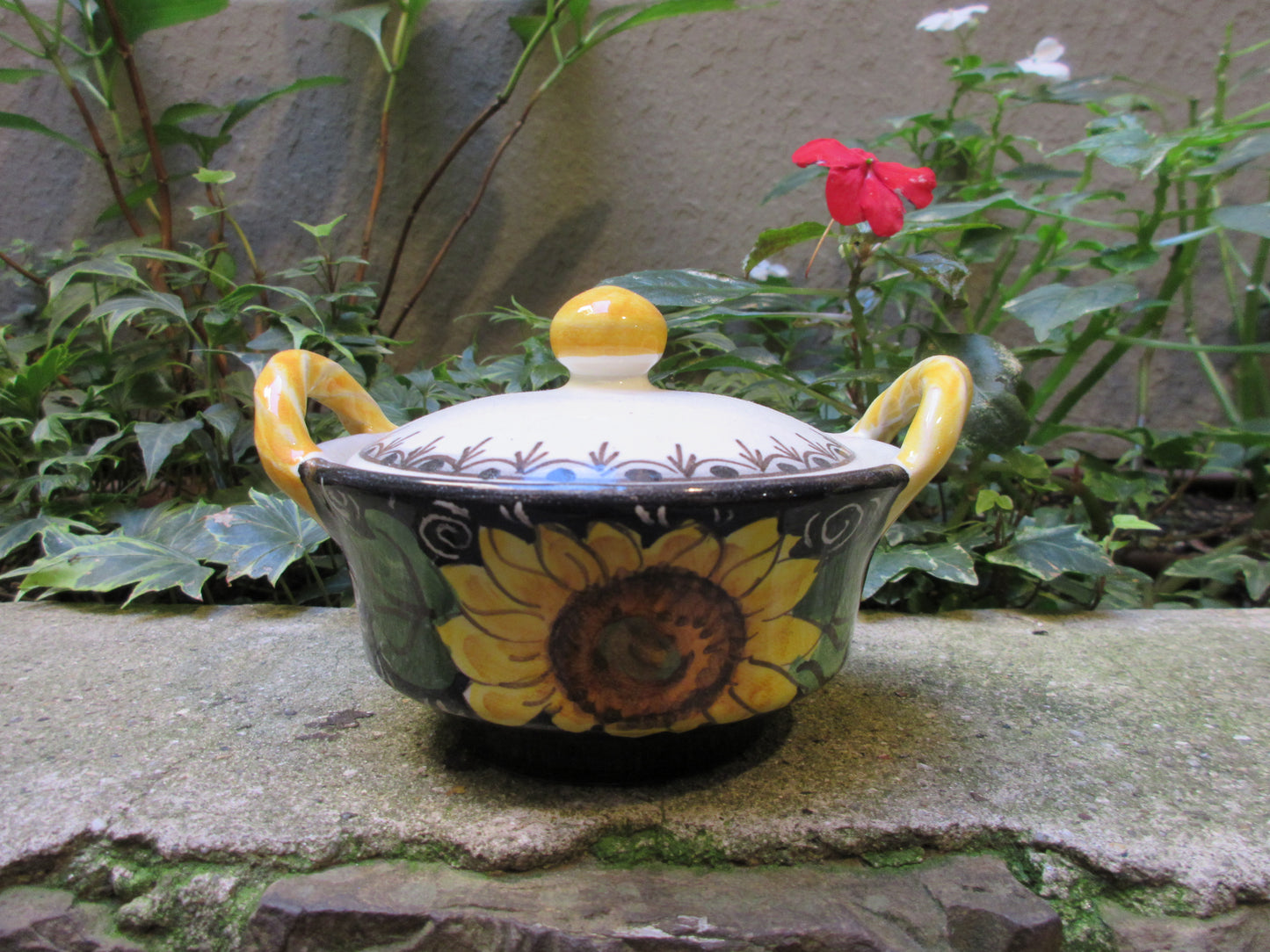 contenitore in ceramica