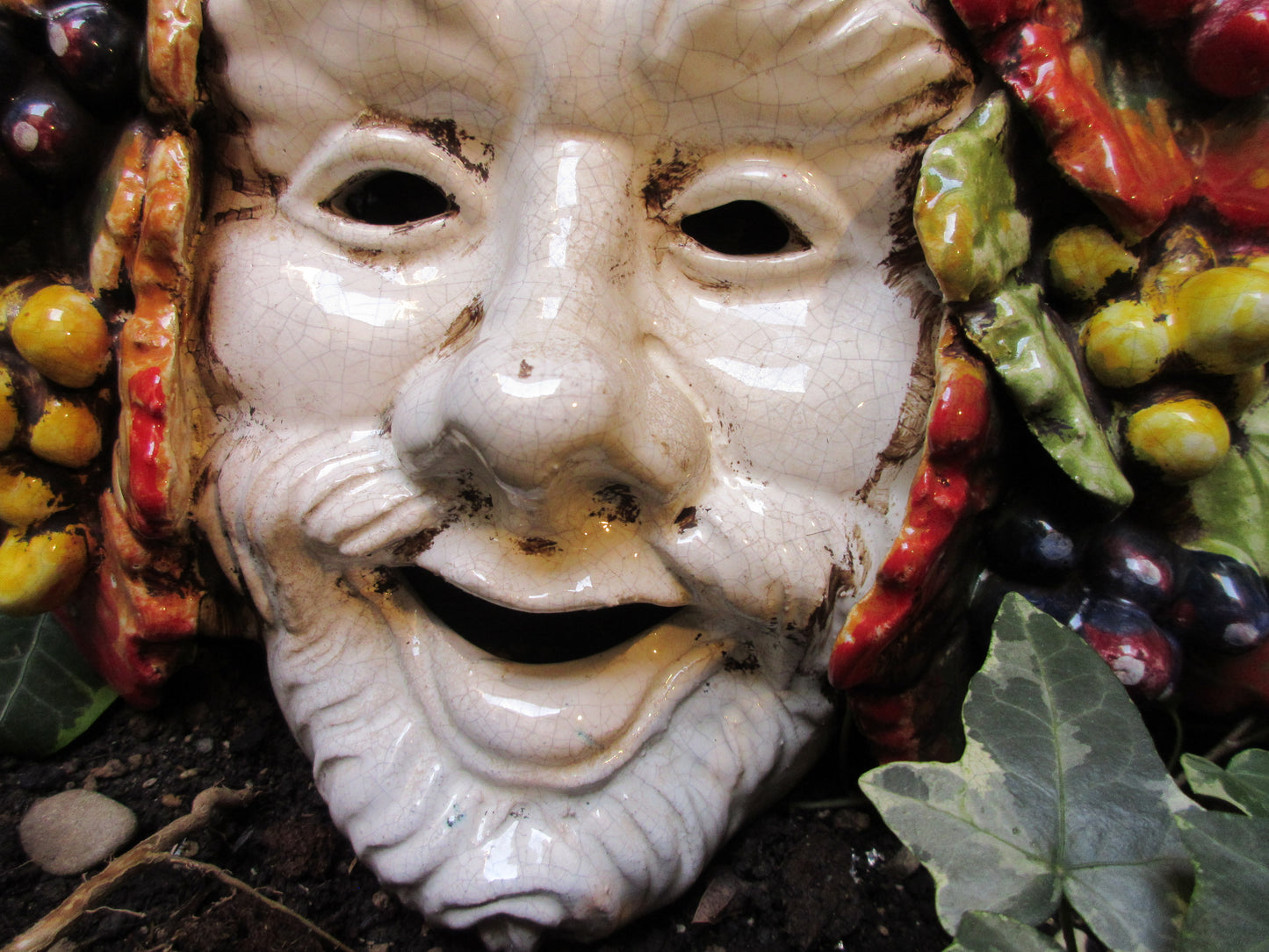 maschera di ceramica