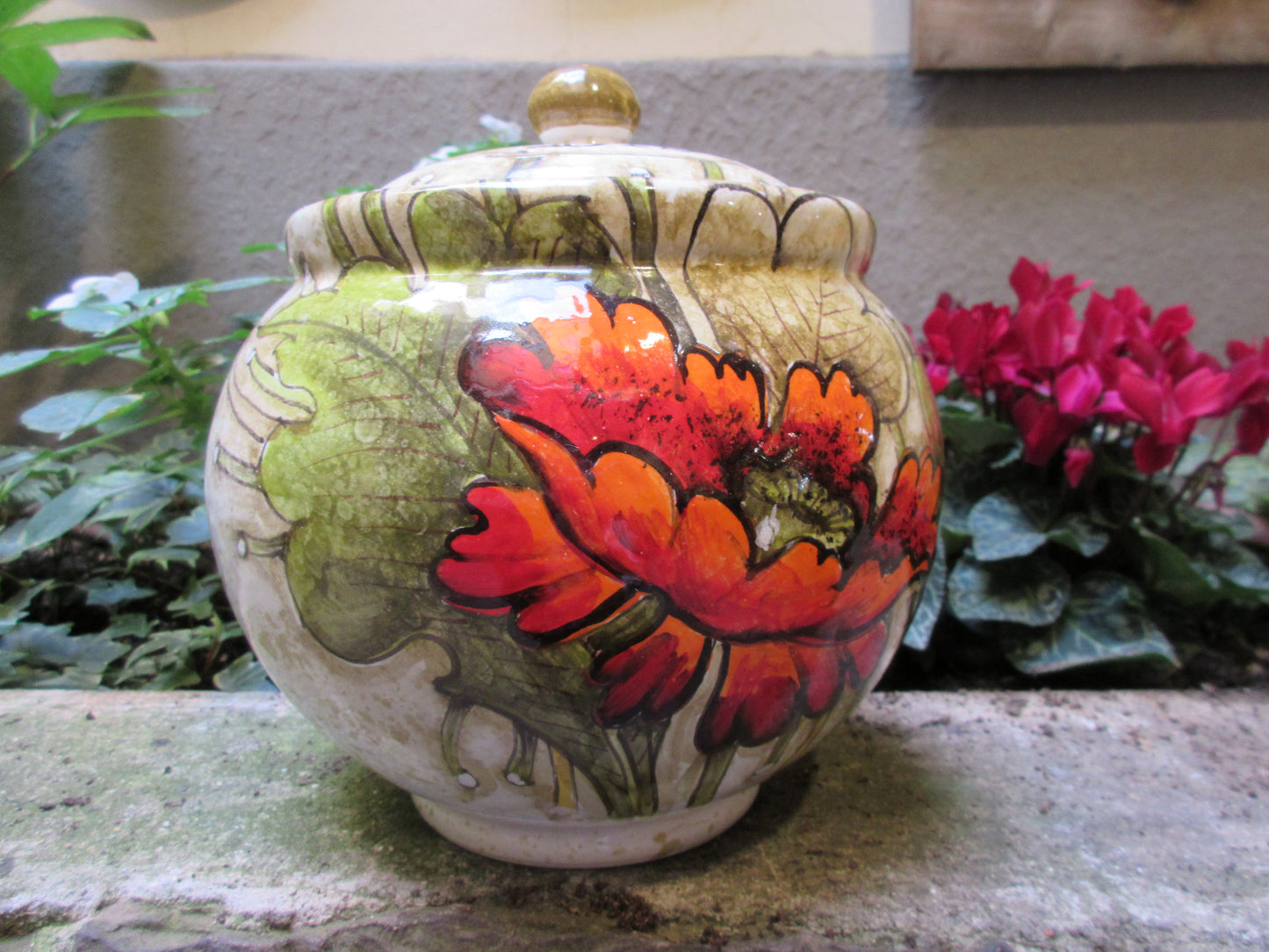 Ceramic container jar