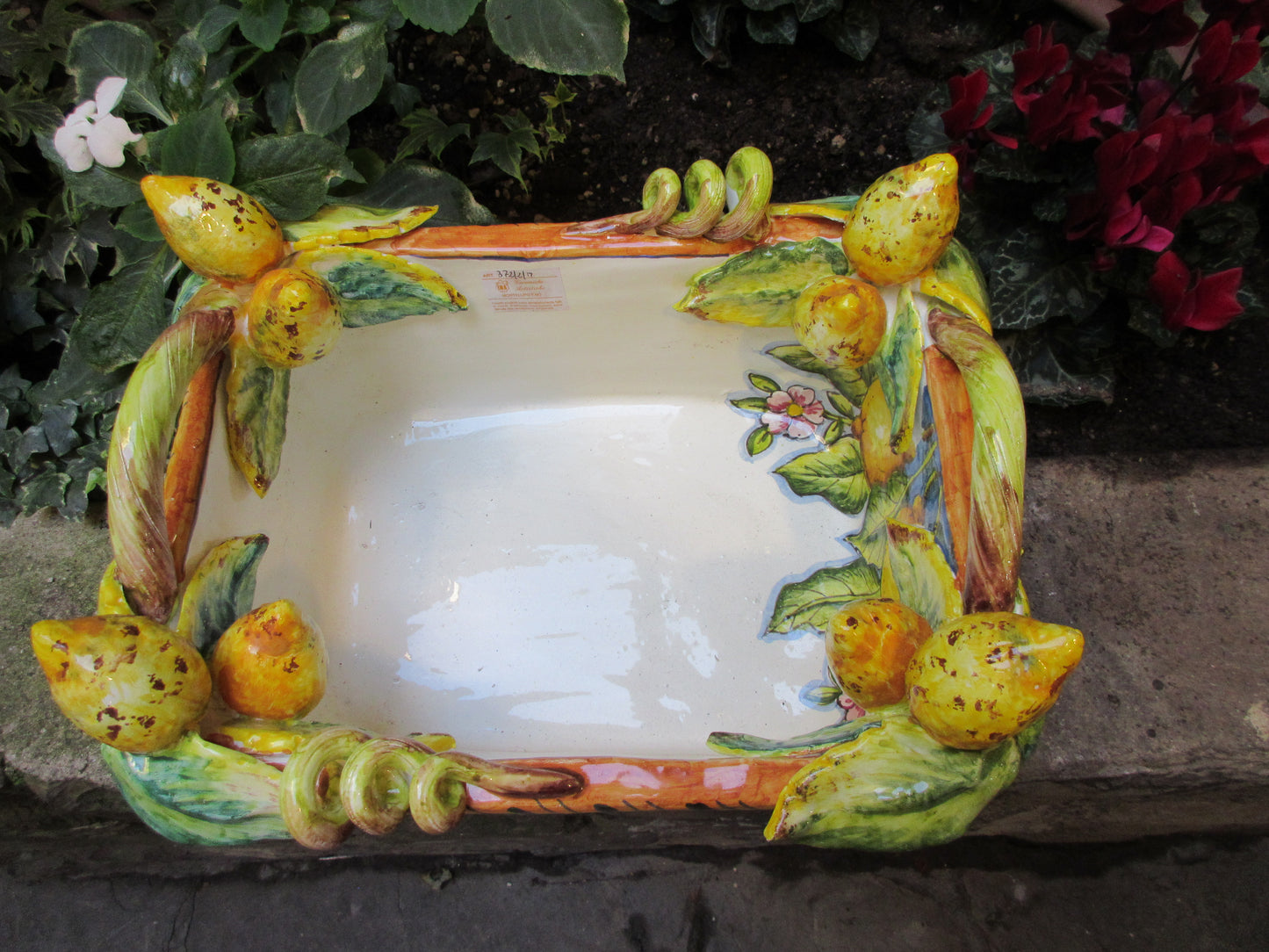 cestino centrale in ceramica
