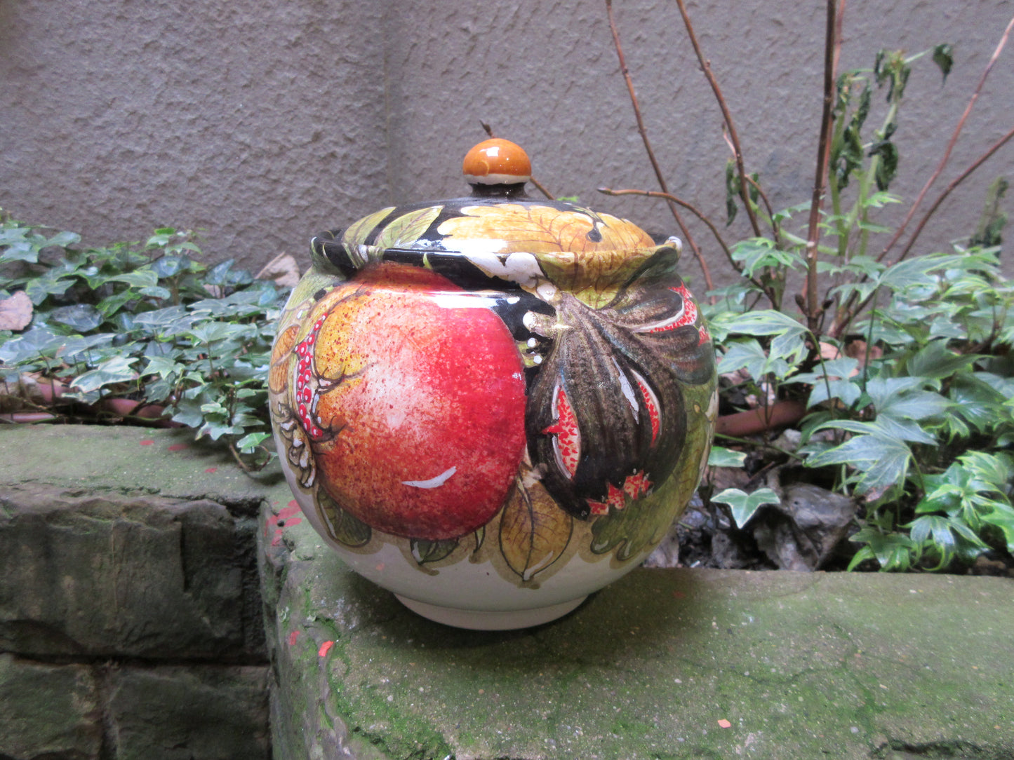 contenitore in ceramica