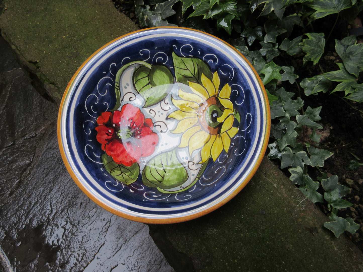 Set di piatti in ceramica