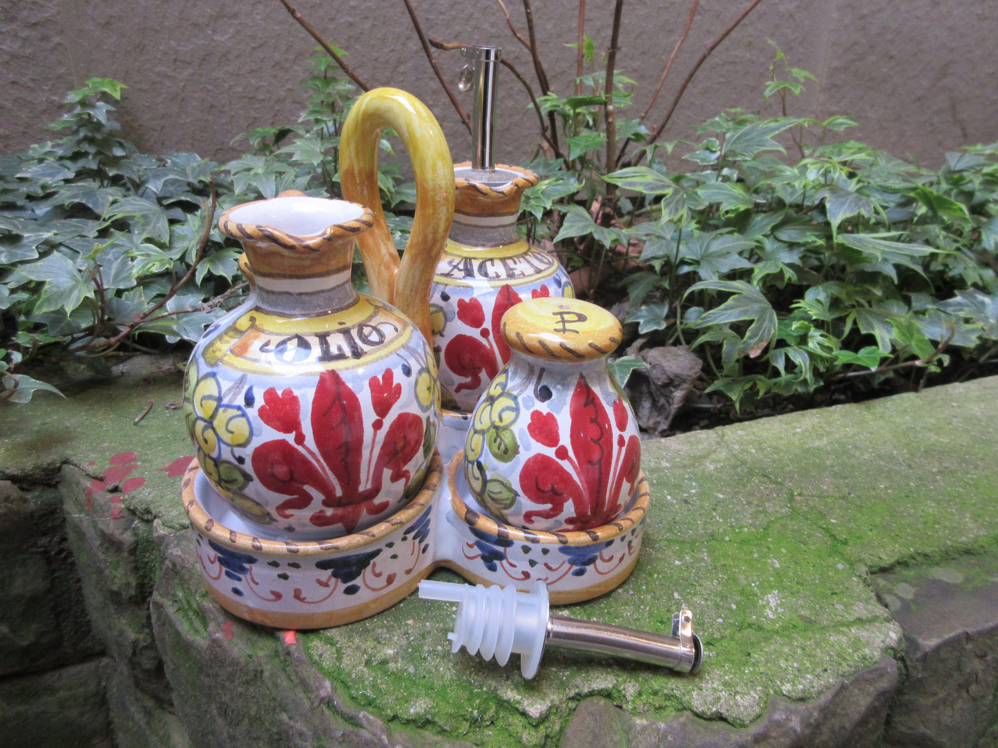 Ceramic oil, vinegar, salt and pepper set