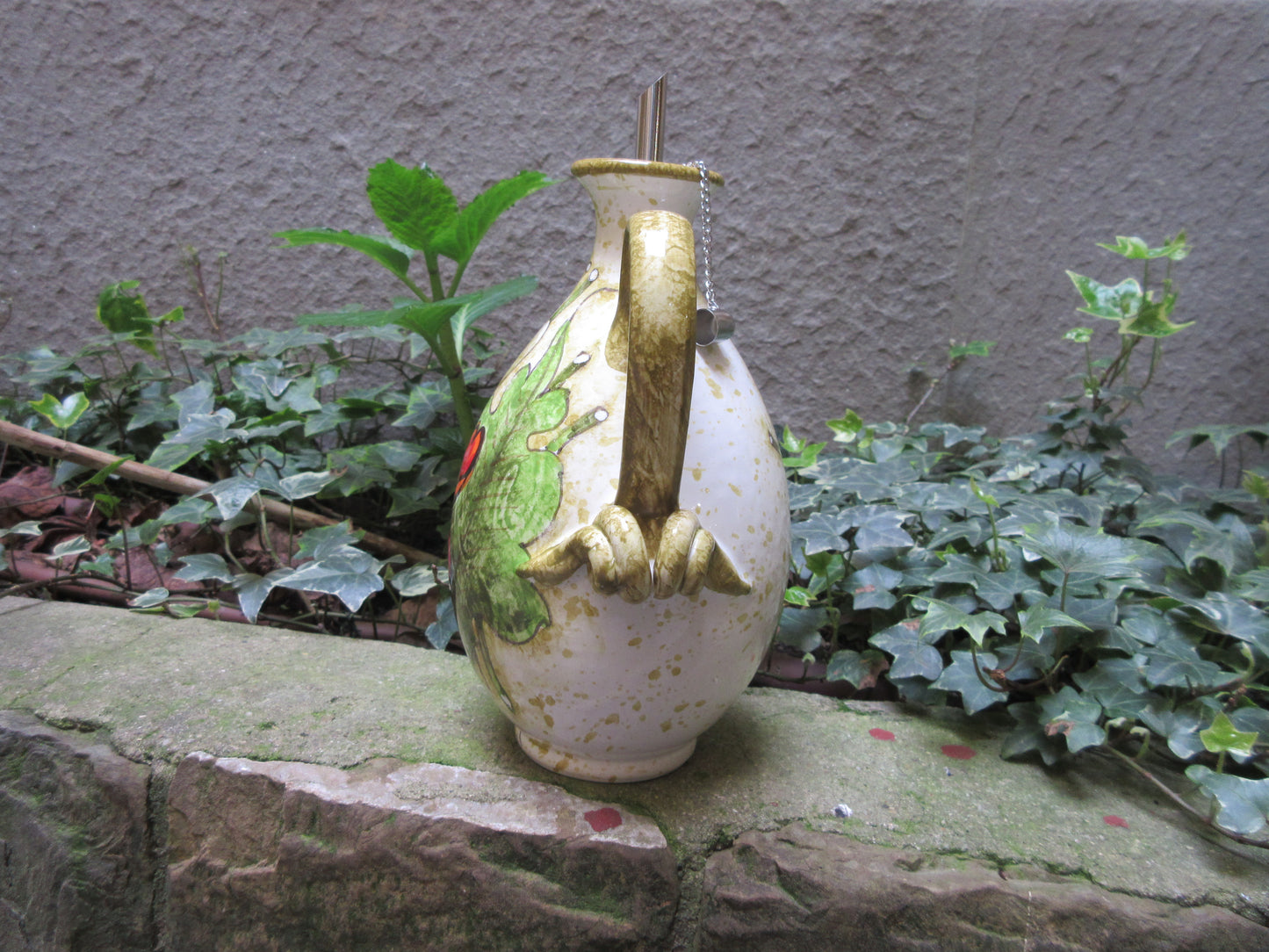 Ceramic oil dispenser