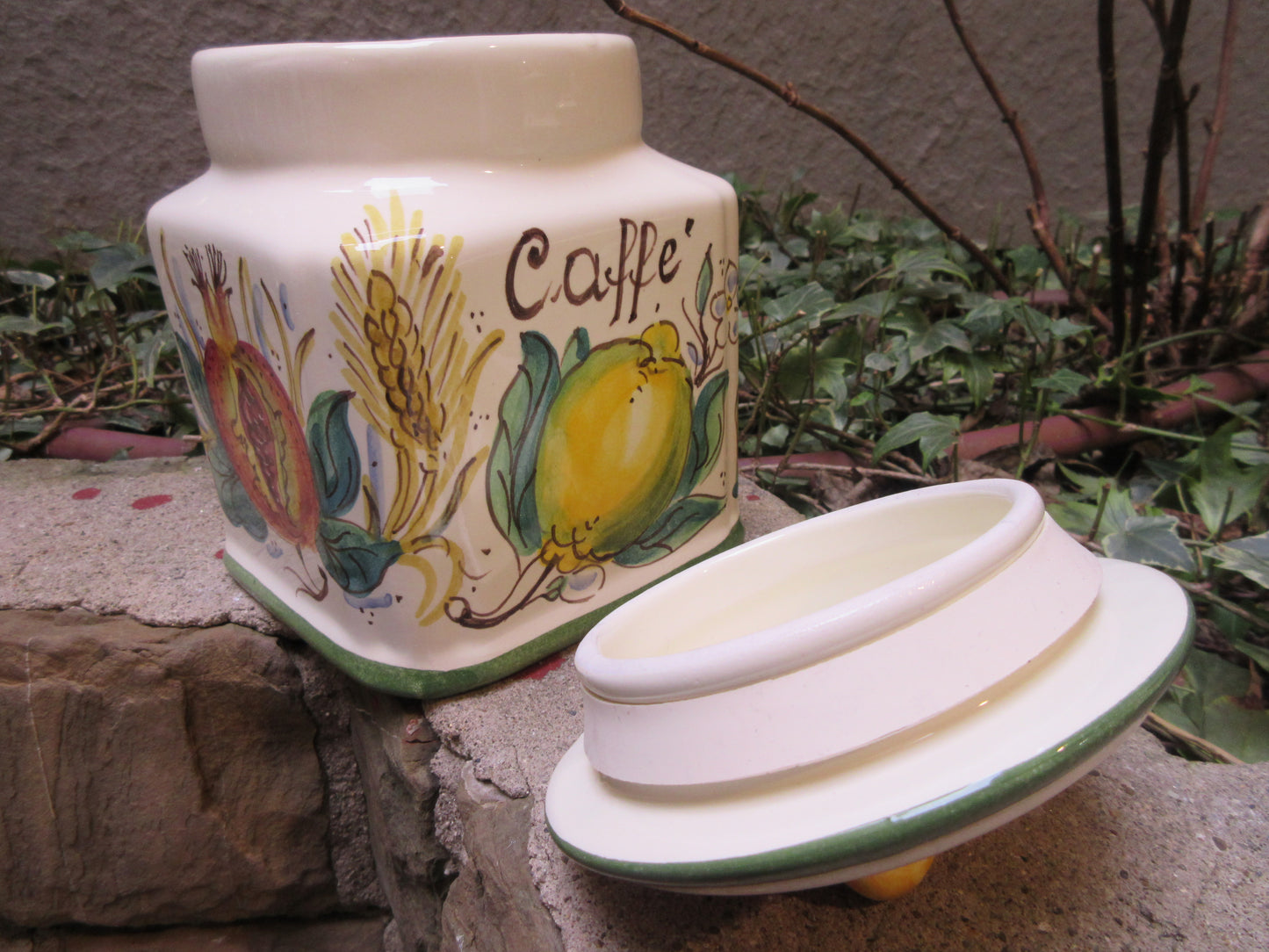 Barattolo contenitore in ceramica