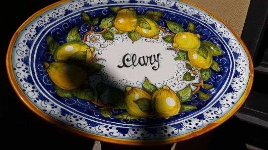 piatto di ceramica