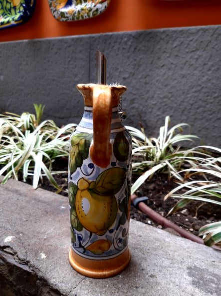 Distributore di olio in ceramica