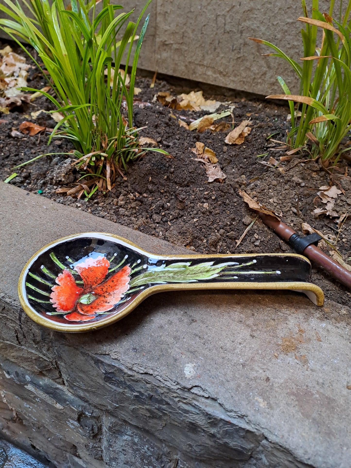 Poggiamestolo in ceramica